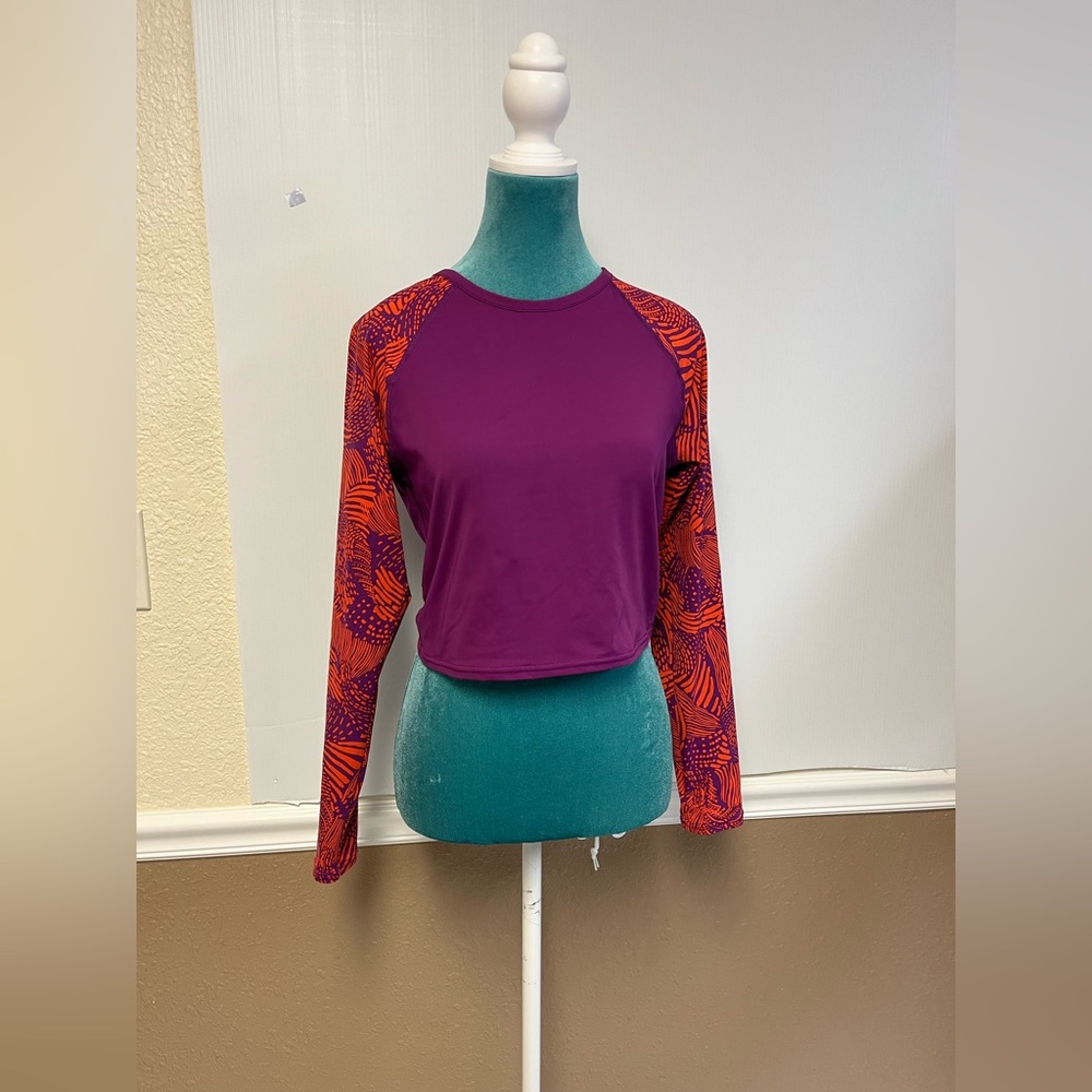 Garnet Hill Fuchsia Colorblock Cropped Rashguard … - image 3